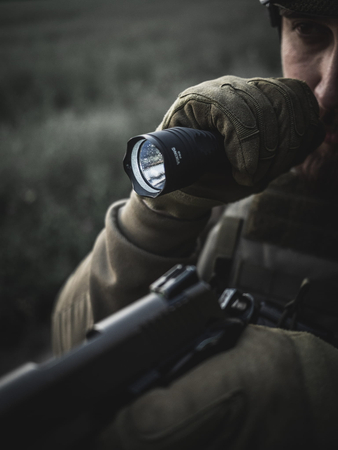 Latarka taktyczna Armytek Viking Pro v3.5 USB white