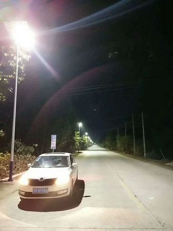 Zestaw solarny Greenie LED 60W - lampa LED, panel i bateria CW