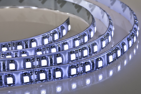 Taśma LED Greenie 1m 120 diod 3528SMD na metr 9.6W/mb wodoodporna IP65 żółta Rolka 5m