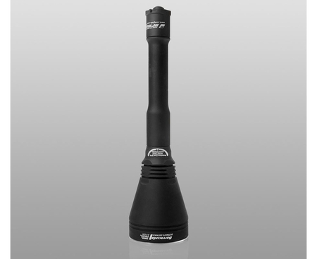 Latarka szperacz Armytek Barracuda White
