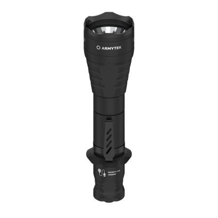Latarka ręczna Armytek Predator Pro Magnet 1500 lm czarna