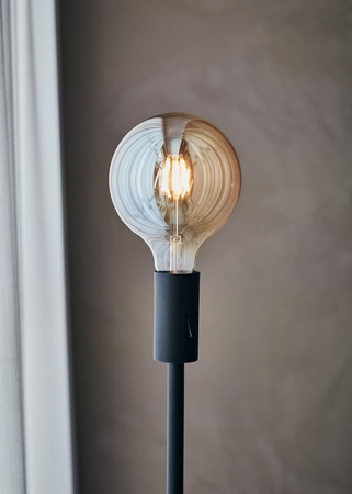Lampa podłogowa Markslöjd CAPITAL 108110 Czarny