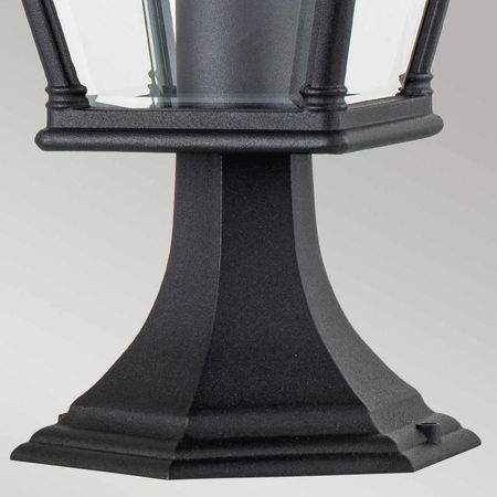 Lampa zewnętrzna Elstead Lighting Bayview czarny BAYVIEW-3M-BK