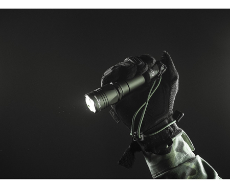 Latarka taktyczna Armytek Dobermann PRO MAGNET USB, oliwkowy