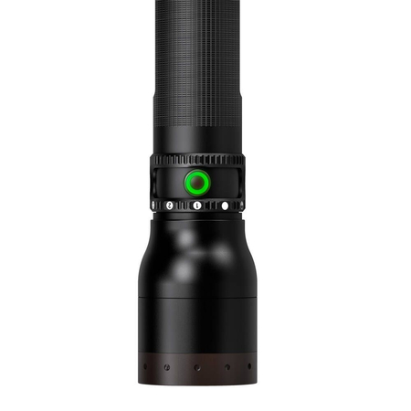 Latarka Ledlenser P17R core