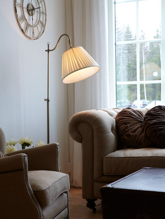 Lampa podłogowa Markslöjd CHARLESTON 105921 Beżowy