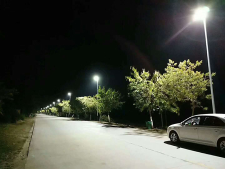 Zestaw solarny Greenie LED 60W - lampa LED, panel i bateria CW