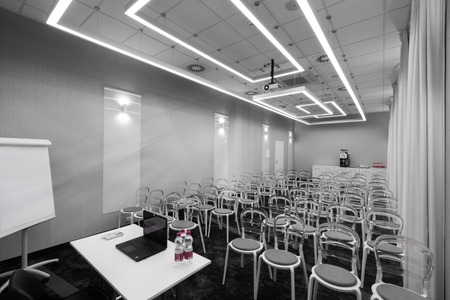 Oprawa liniowa LED Greenie Linea podwieszana 1200mm 40W czarna obudowa NW